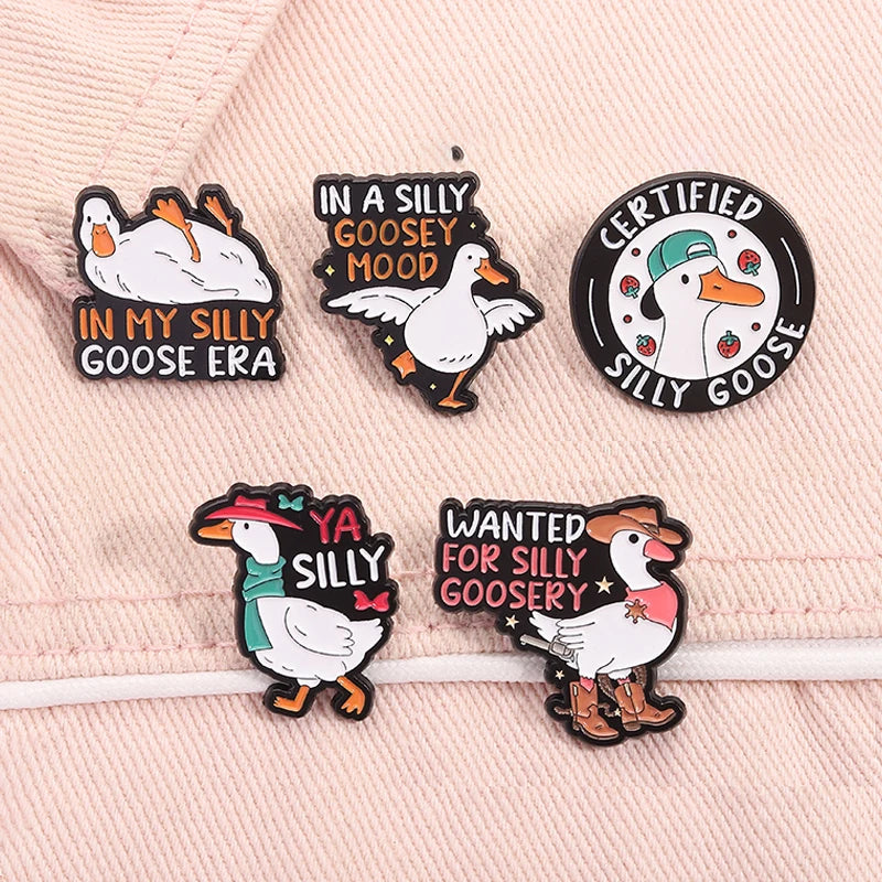 2-6pcs/set Cartoon Silly Goose Enamel Pins Trust Me I'm A Duckctor Animal Brooches Lapel Badge Funny Jewelry Gitfs For Friends