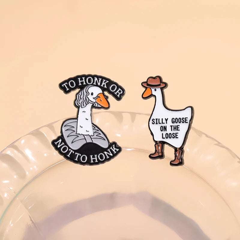 2-6pcs/set Cartoon Silly Goose Enamel Pins Trust Me I'm A Duckctor Animal Brooches Lapel Badge Funny Jewelry Gitfs For Friends