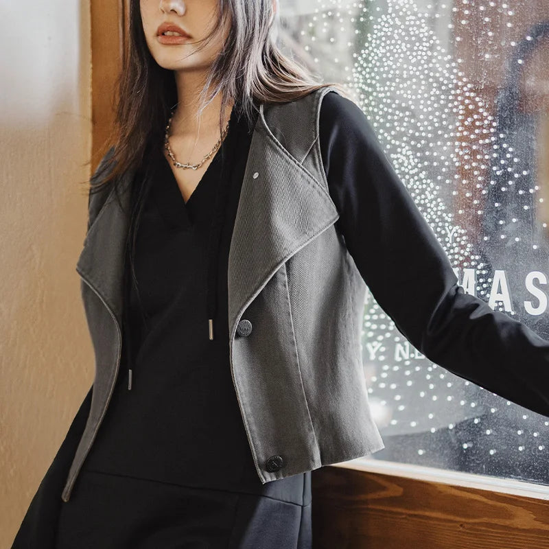 Maden Casual Sleeveless Cardigan Vest Women's Spring and Summer Vintage Single Breasted Layering Waistcoat Versatile Tank Tops