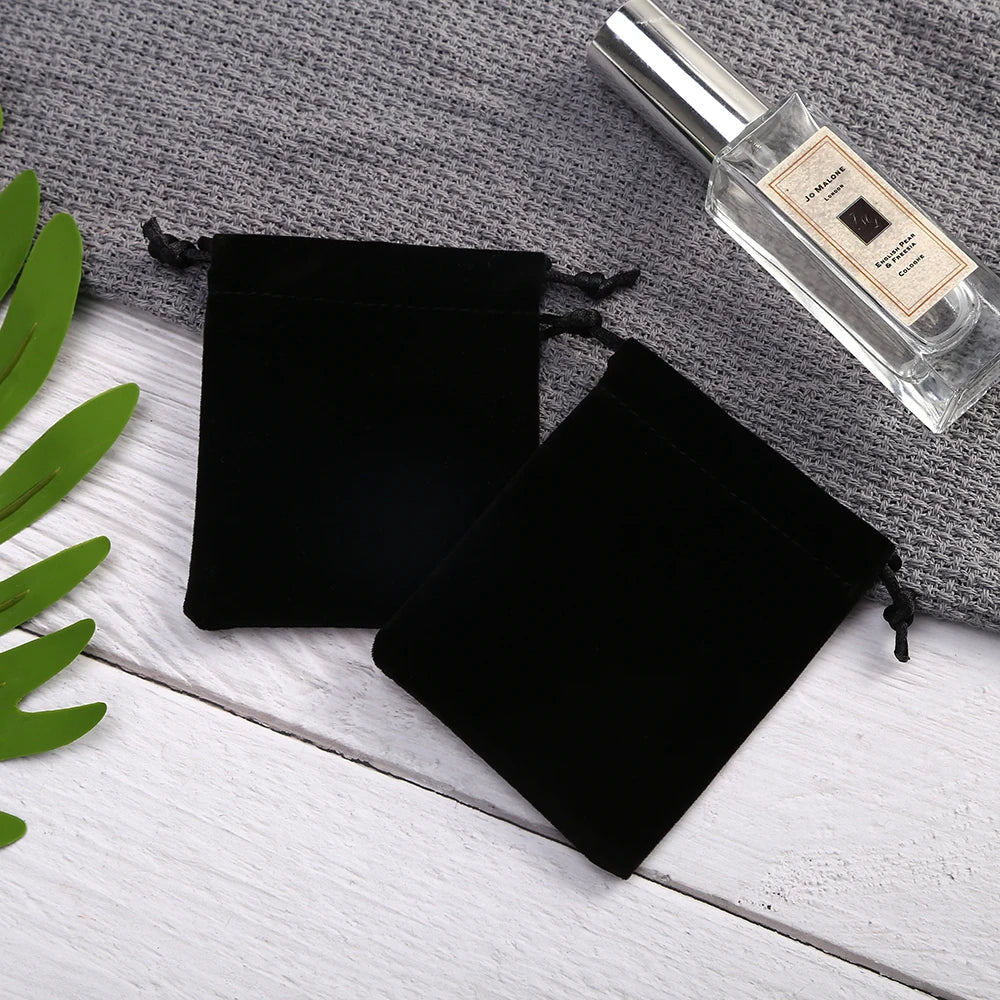 10Pcs/Lot Small Black Velvet Bags 7x9 9x12cm Charms Earrings Jewelry Packaging Bags Wedding Drawstring Velvet Pouches Gift Bag