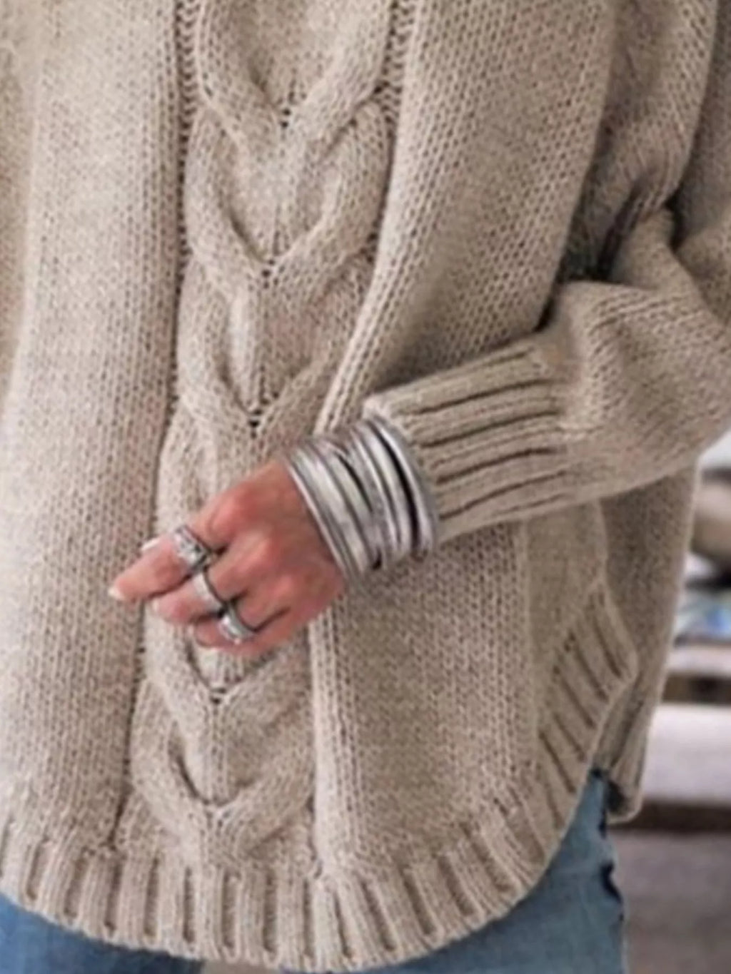 Cable-Knit Long Sleeve Sweater - Elvaré Store